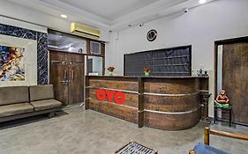 Hotel O Diva Inn
